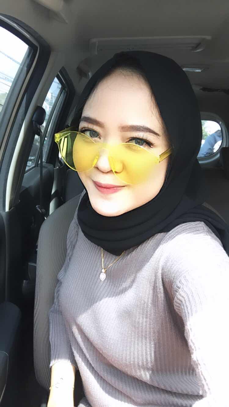 Susi Permatasari profile icon