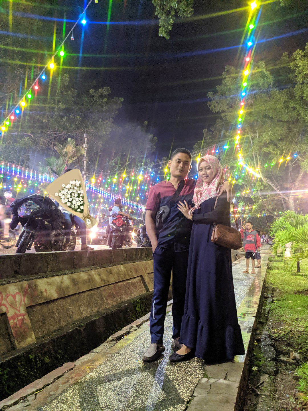 maysasit profile icon