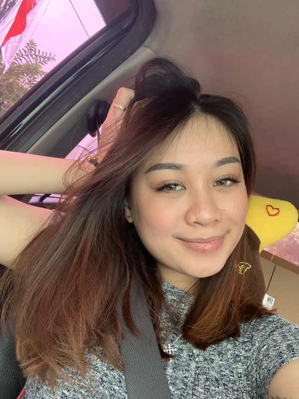 Florensia Ayu Desiani profile icon