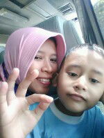 lina winarsih profile icon