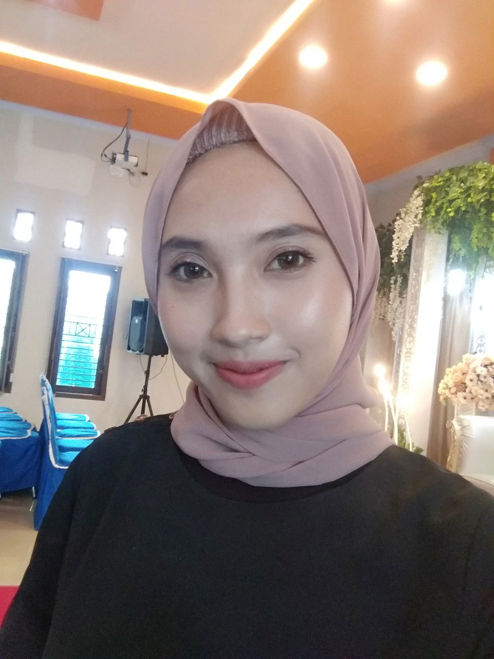 Zihni Ashfahani profile icon