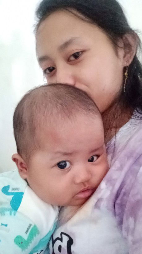 Dwi Piastuti Ginting profile icon