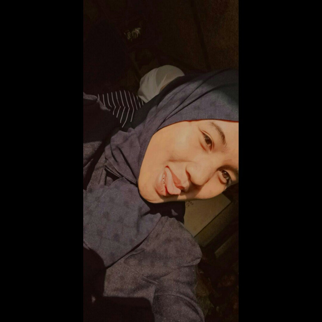 Titan Yuliani profile icon