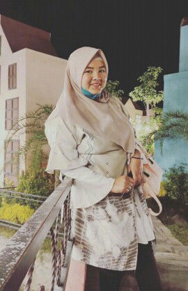 Mbak Ella profile icon