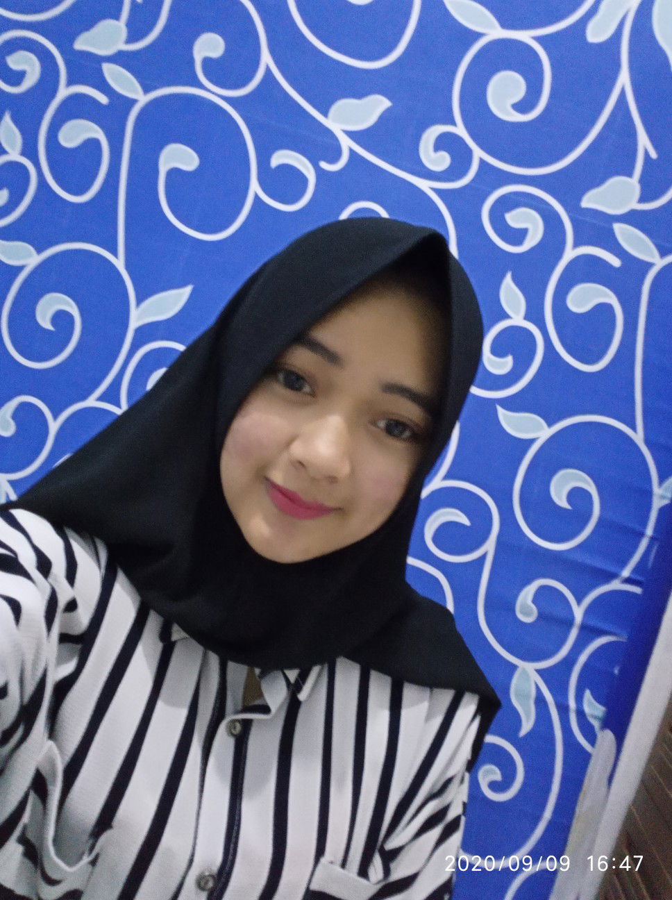 Isna Alfiah profile icon