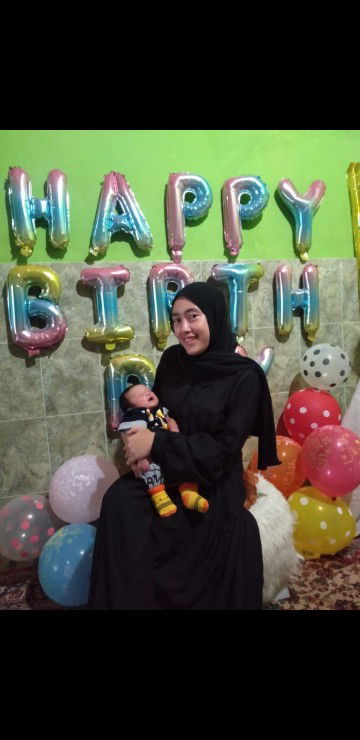 Emy Julianti profile icon