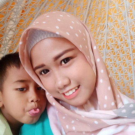 Ritha Alvaro profile icon