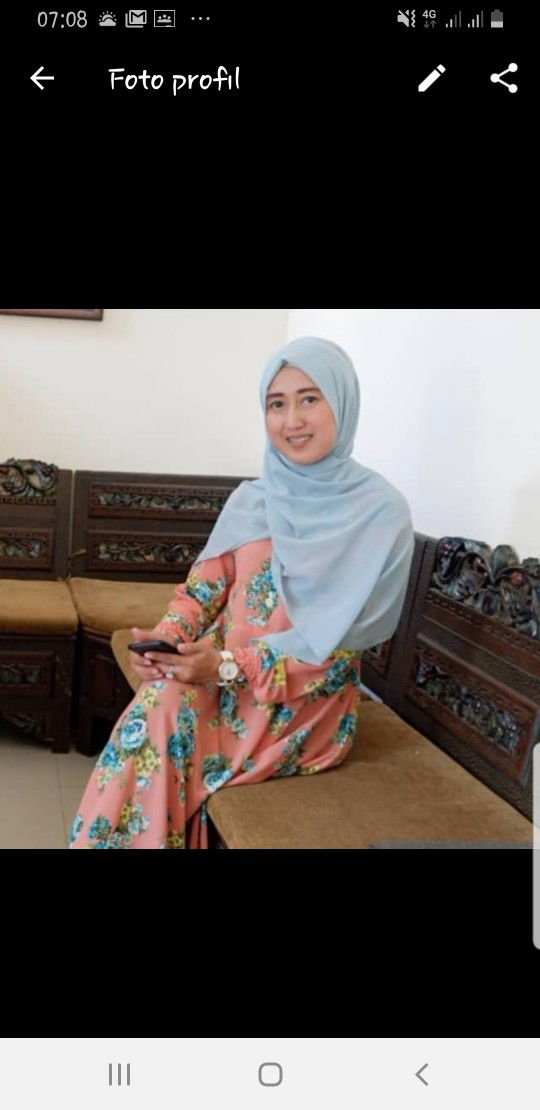 deni naura profile icon