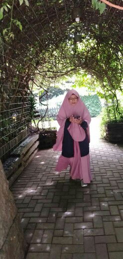 sulastri profile icon