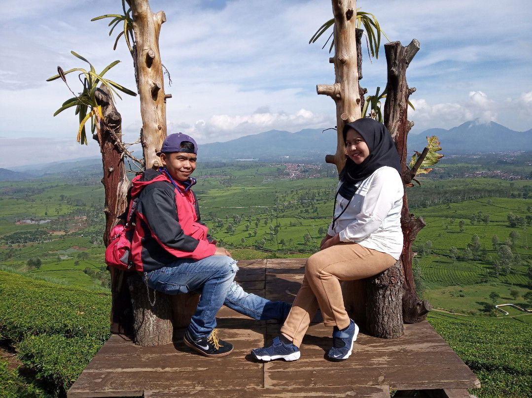 nana suryana profile icon