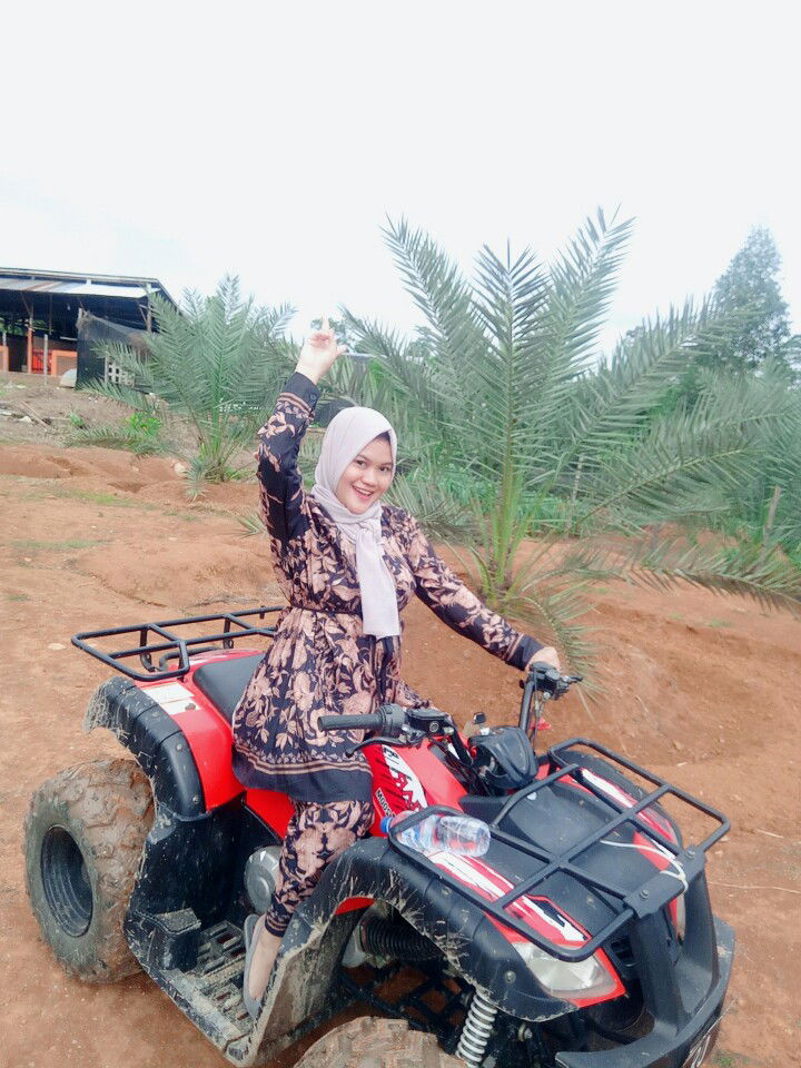 Randi Mustika profile icon