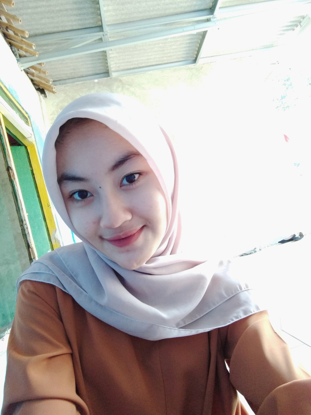 Putri Mawalia profile icon