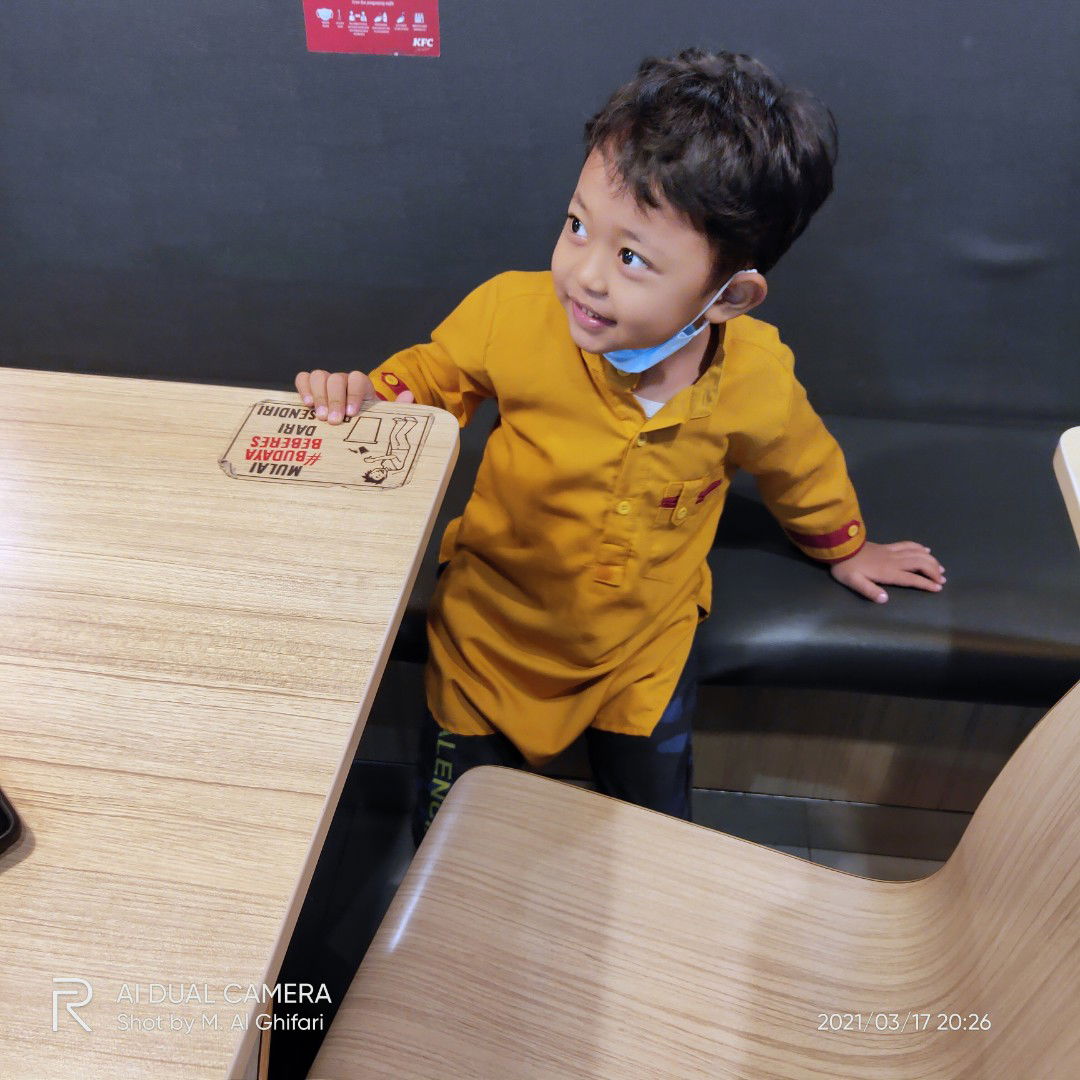 Almira Kurniara profile icon