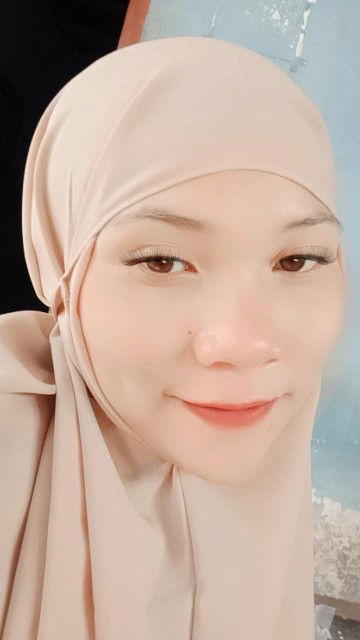 Tri Yuliana Dewi profile icon