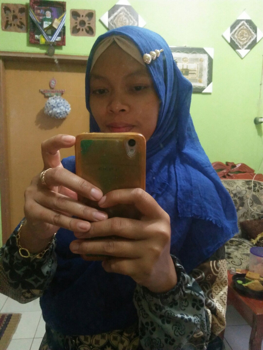 Eva Latifah Hanum profile icon