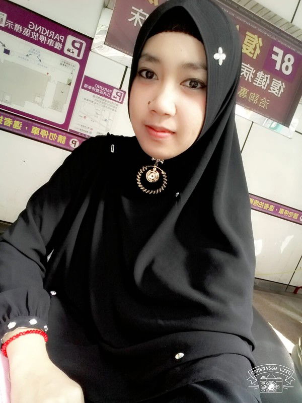 umi Hanik mahmudah profile icon