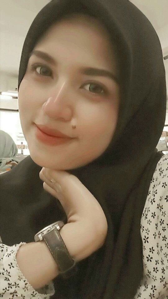 Putri Rahayu profile icon