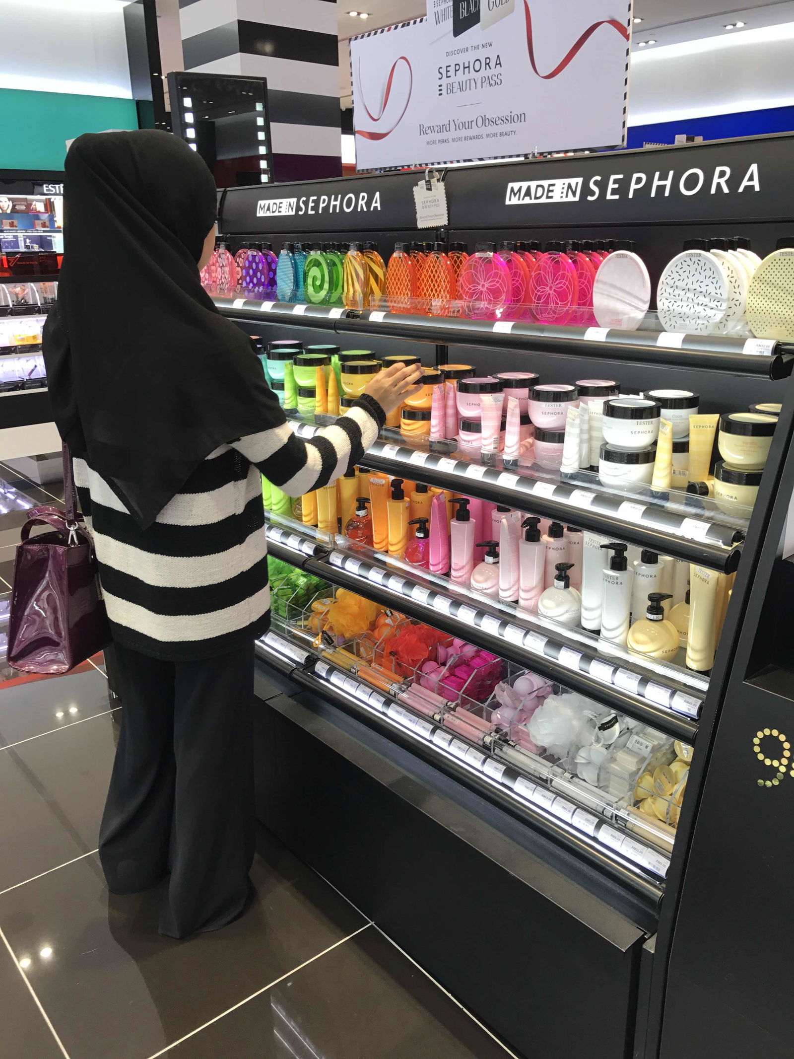 Nur Zafirah profile icon