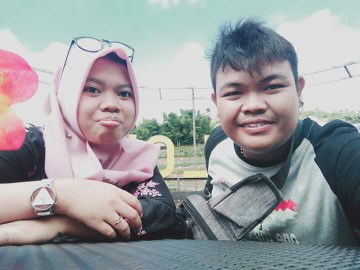 Asih Triani profile icon