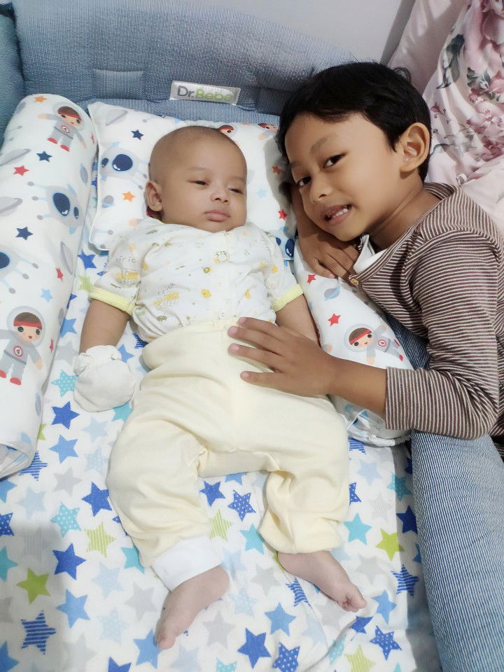 Bayi 2 Bulan Batuk Pilek !