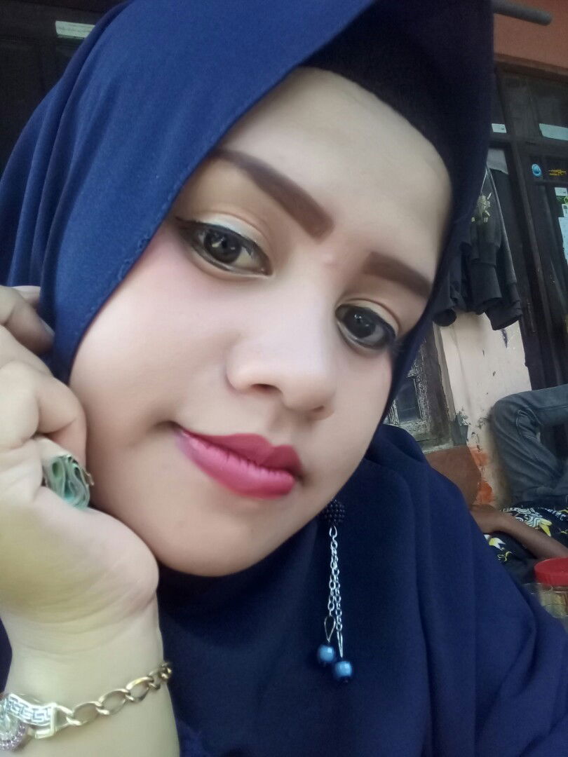 Elin Suryani profile icon