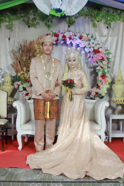 afriza nanda kharisma nur isnaini profile icon