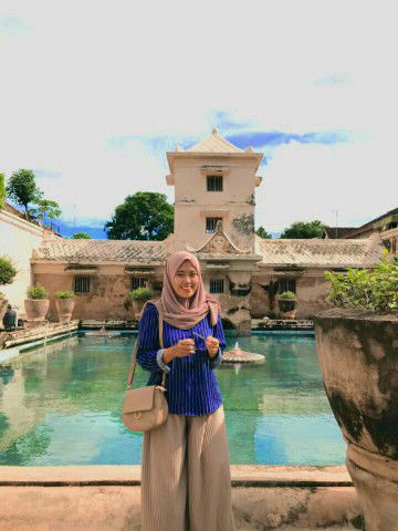 Eka Ayu Lestari profile icon