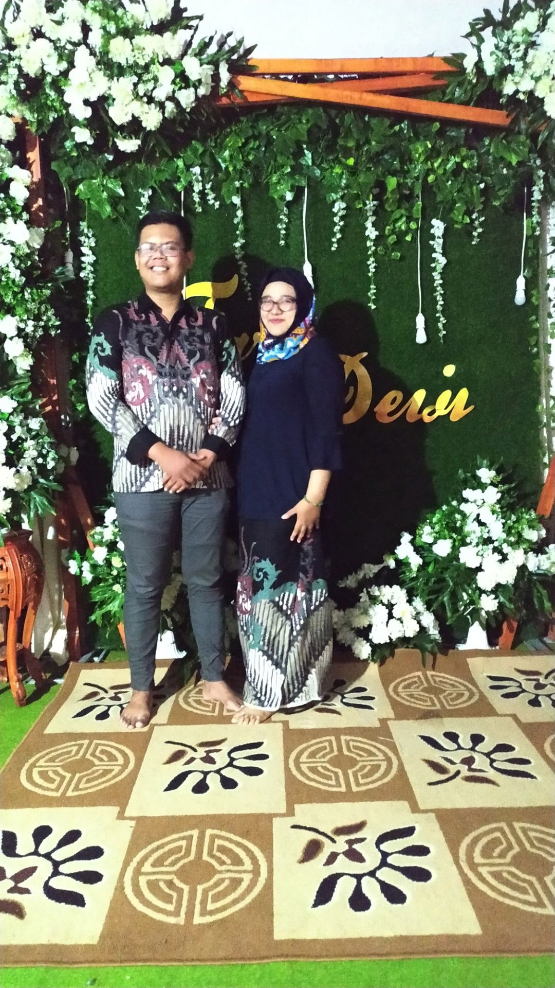 Semut Berdasi profile icon