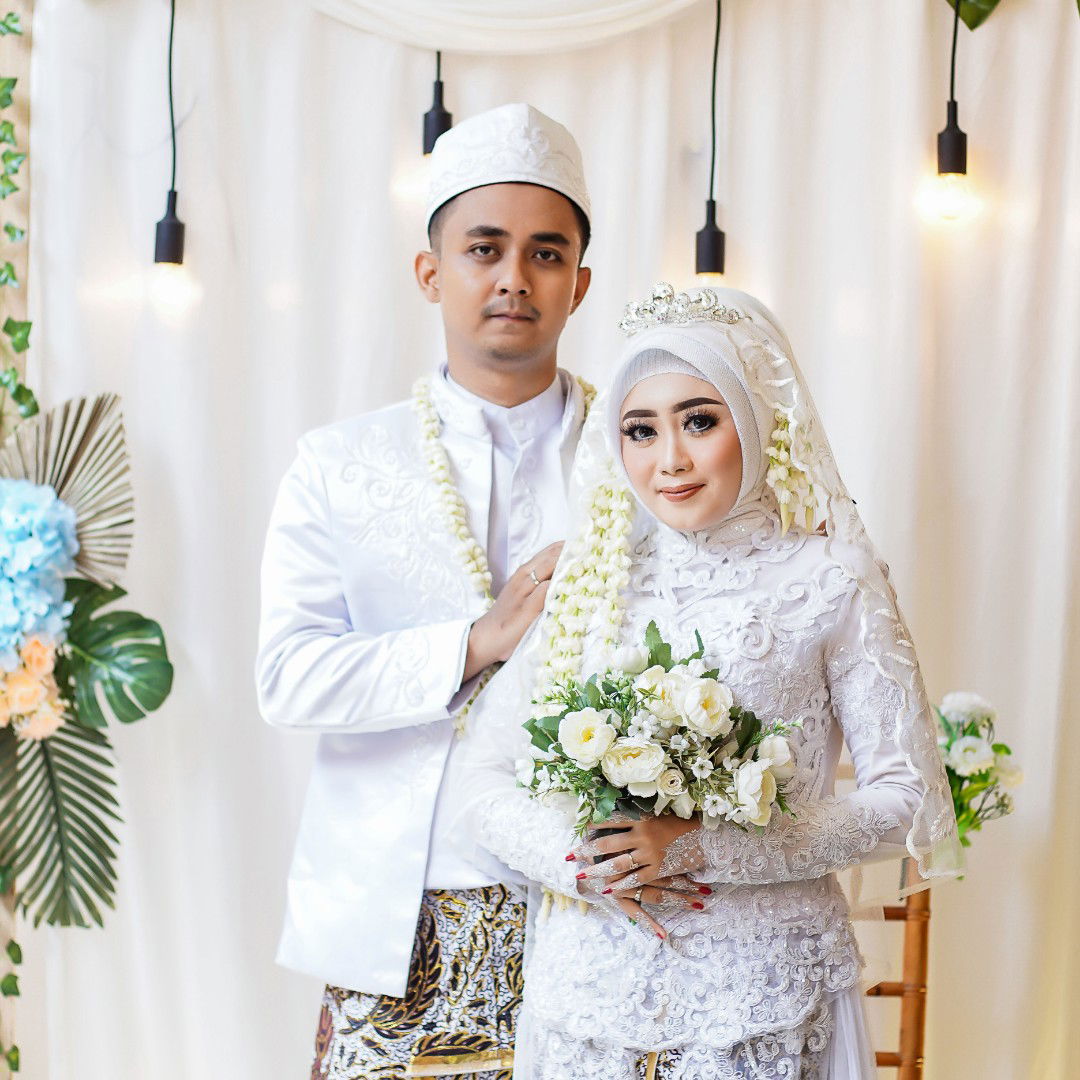 Dwi Rahayu Krisnawati profile icon