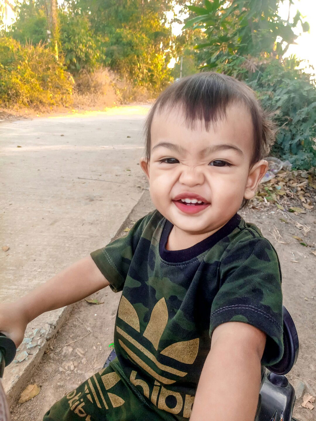 Thanchanok oil profile icon