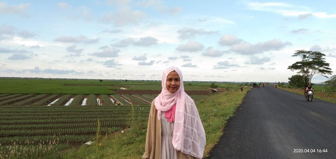 Isni Sugiyanti profile icon