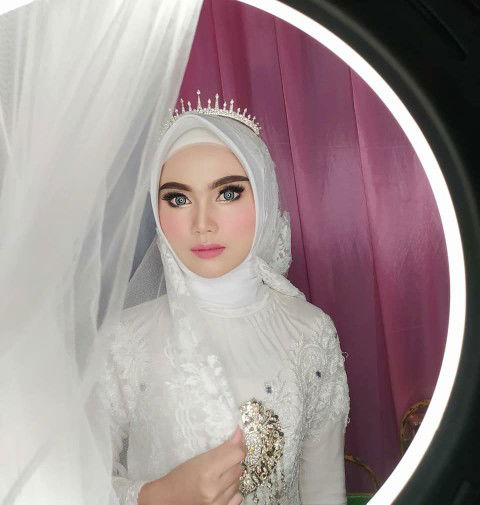 Maudy Nura profile icon