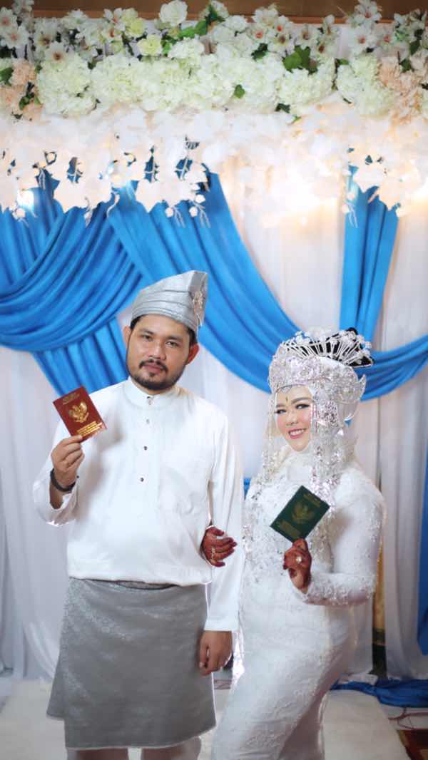 DWI AFRIANI profile icon