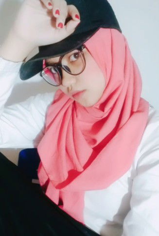 sefiana vika w profile icon