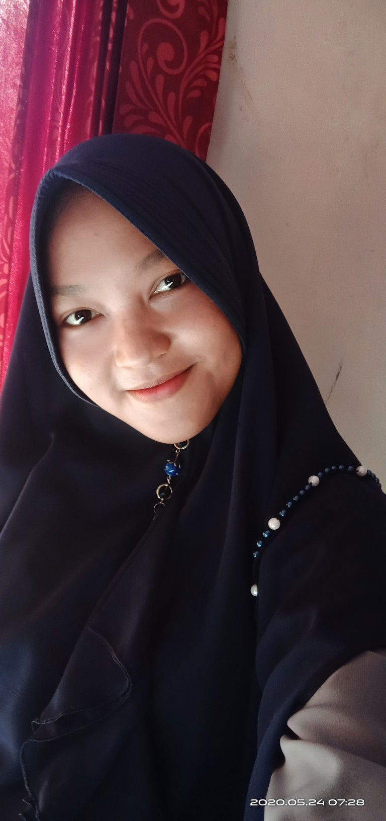 fitria ummi nauval n fatih profile icon