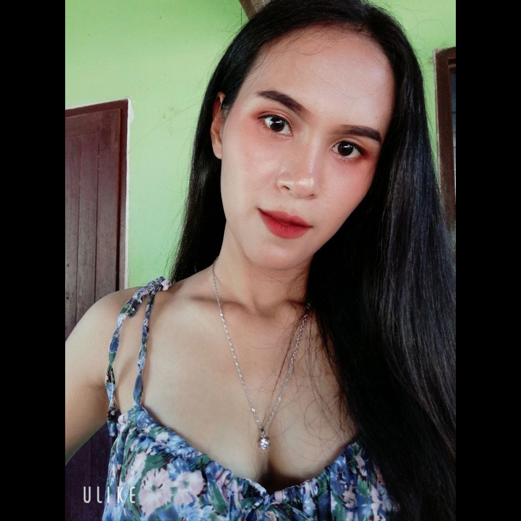 ฉัตรพีพร นิ่มมาก profile icon