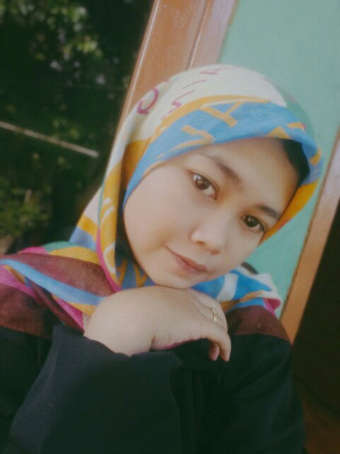 Melly Sapyudi profile icon