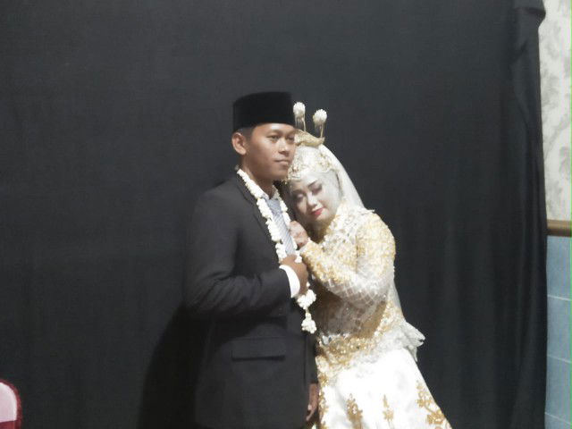 siti hartatik profile icon