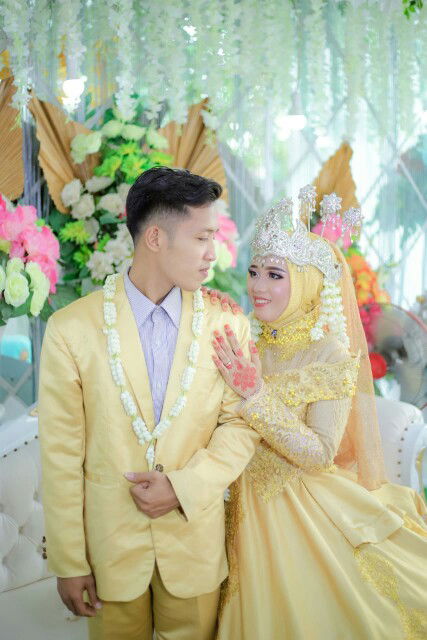 Herlina Putri profile icon