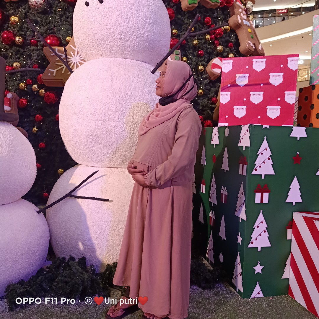 Putri Ramadhani profile icon