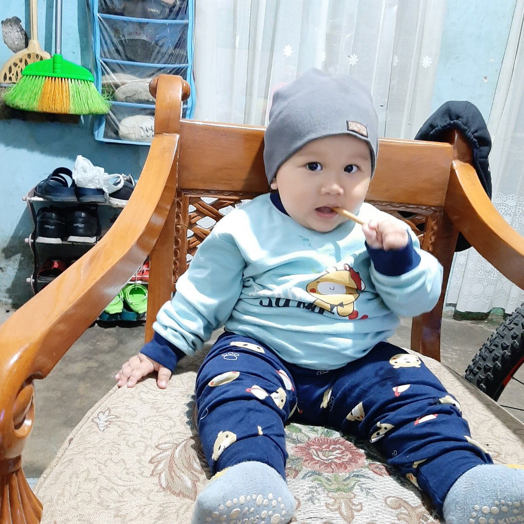 dewi ratnasari profile icon