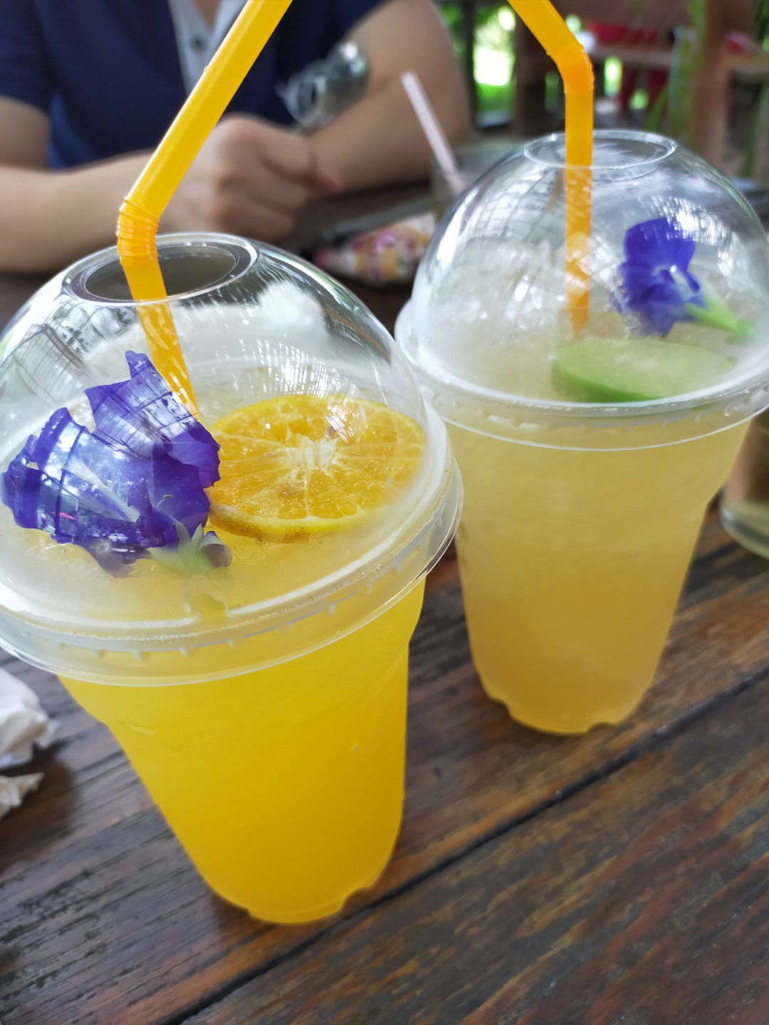 Por Namthip profile icon