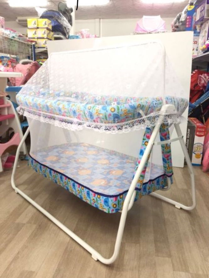 ส่งต่อ เปลไกว ขนาดใหญ่ ใหม่กริ๊บ ราคาคุยกันได้ อยากได้เท่าไหร่ว่ามาจ้า