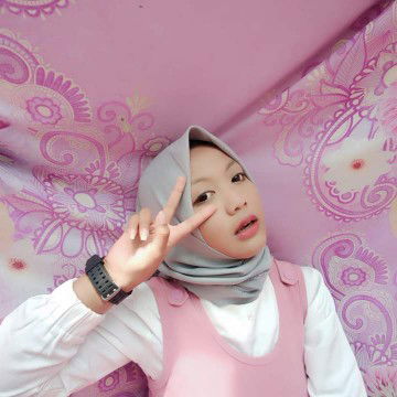 Andhini yulia aditama putri profile icon