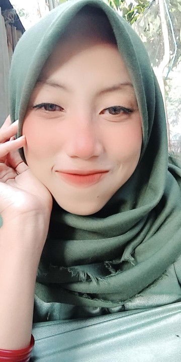 wulandari fransiska rhy profile icon