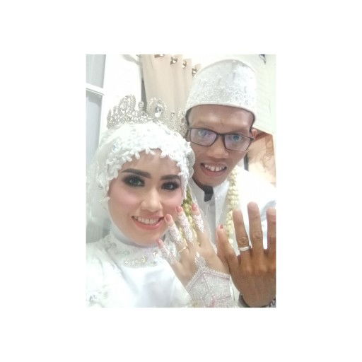 Lilis Lestari profile icon