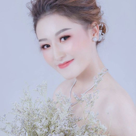 พิม ช่างว่า profile icon