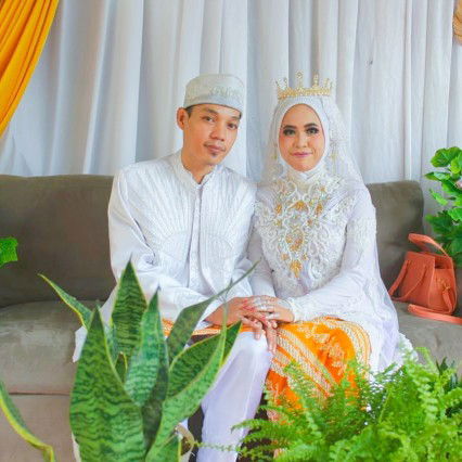 Vinah Trii Handayani profile icon