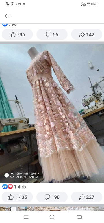 mala naura profile icon