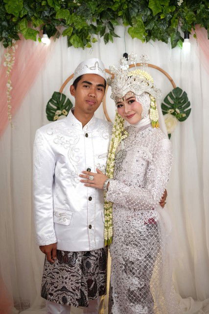 Siti mustika profile icon